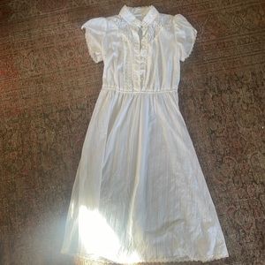 VINTAGE DRESS